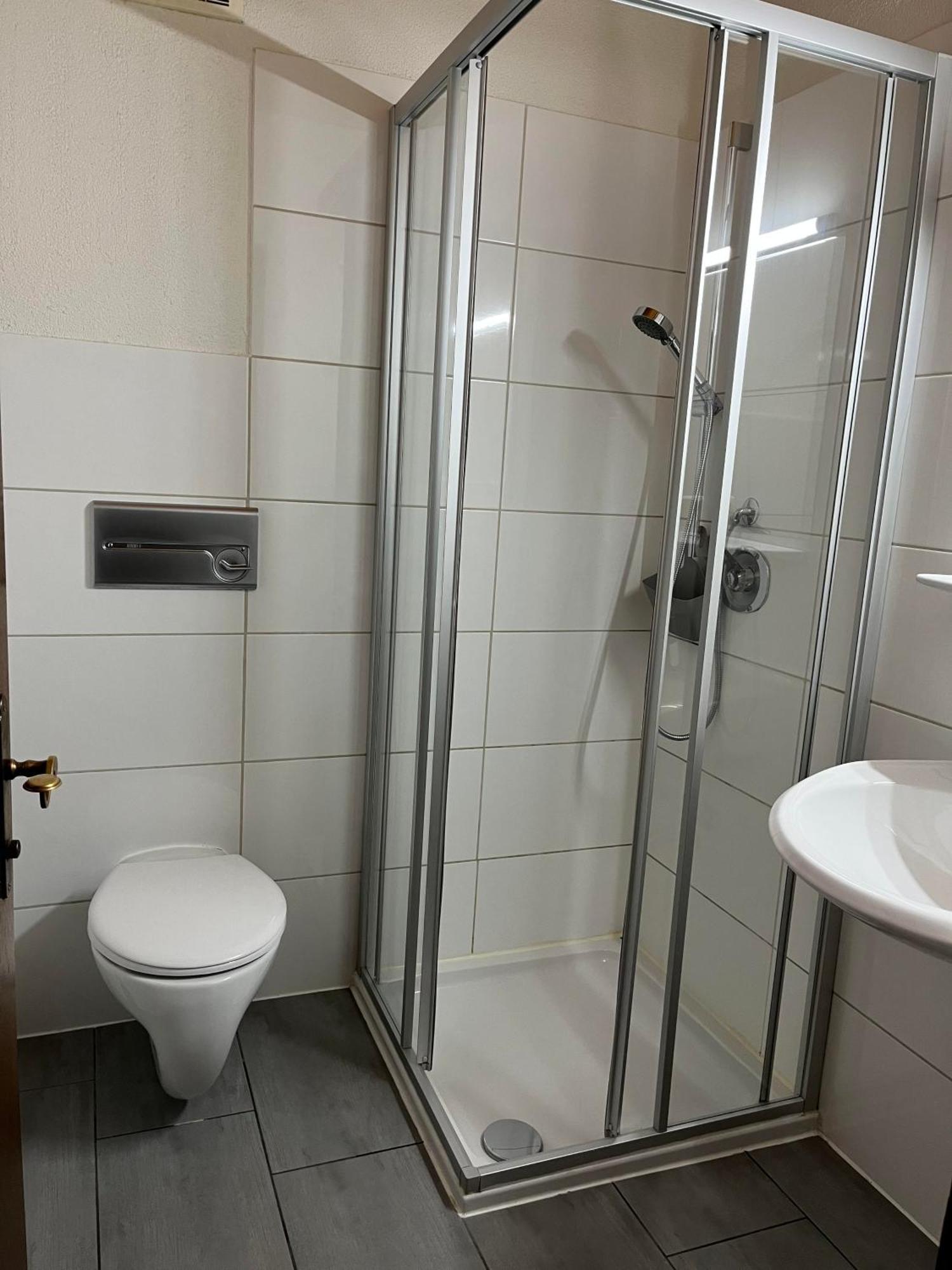 Pension Steiner, 6143 Matrei Am Brenner!!Check-In Between 15 - 21 O'Clock!! No Breakfast Muhlbachl Zewnętrze zdjęcie