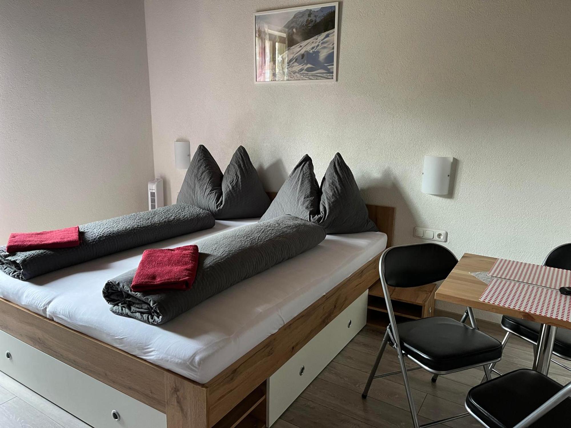 Pension Steiner, 6143 Matrei Am Brenner!!Check-In Between 15 - 21 O'Clock!! No Breakfast Muhlbachl Zewnętrze zdjęcie