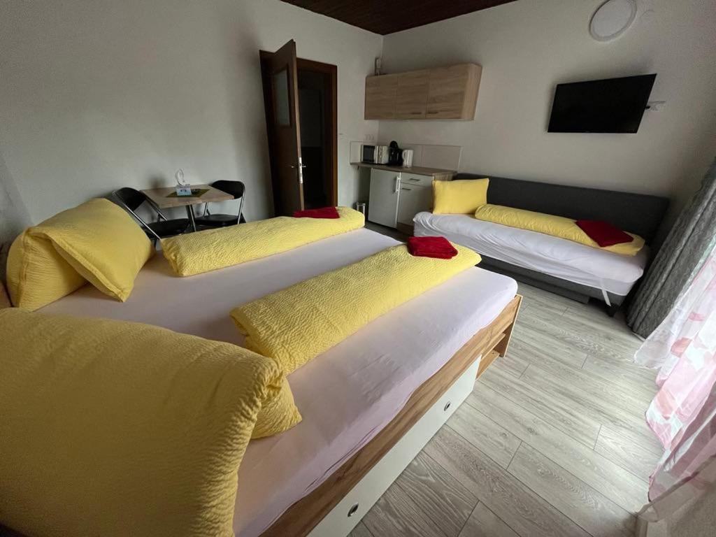 Pension Steiner, 6143 Matrei Am Brenner!!Check-In Between 15 - 21 O'Clock!! No Breakfast Muhlbachl Zewnętrze zdjęcie